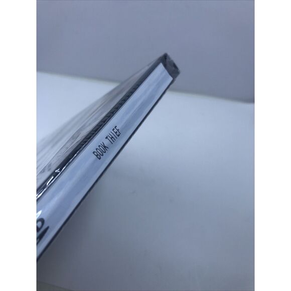 The Book Thief Sophie Nélisse, Emily Watson, Geoffrey Rush dvd -  New - Picture 10 of 10